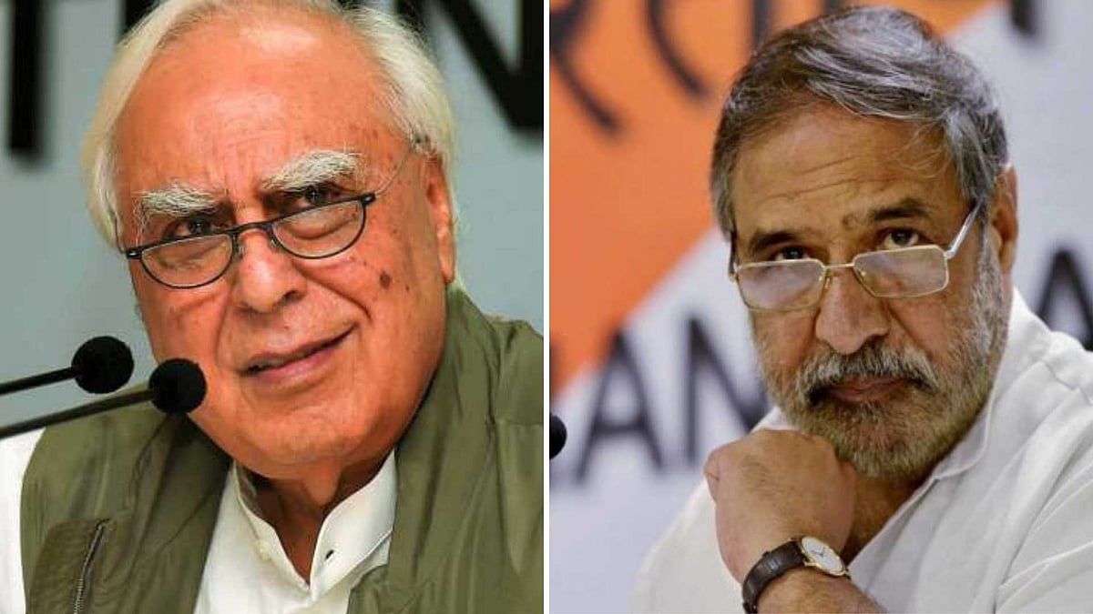 Senior party leaders Kapil Sibal and Anand Sharma.