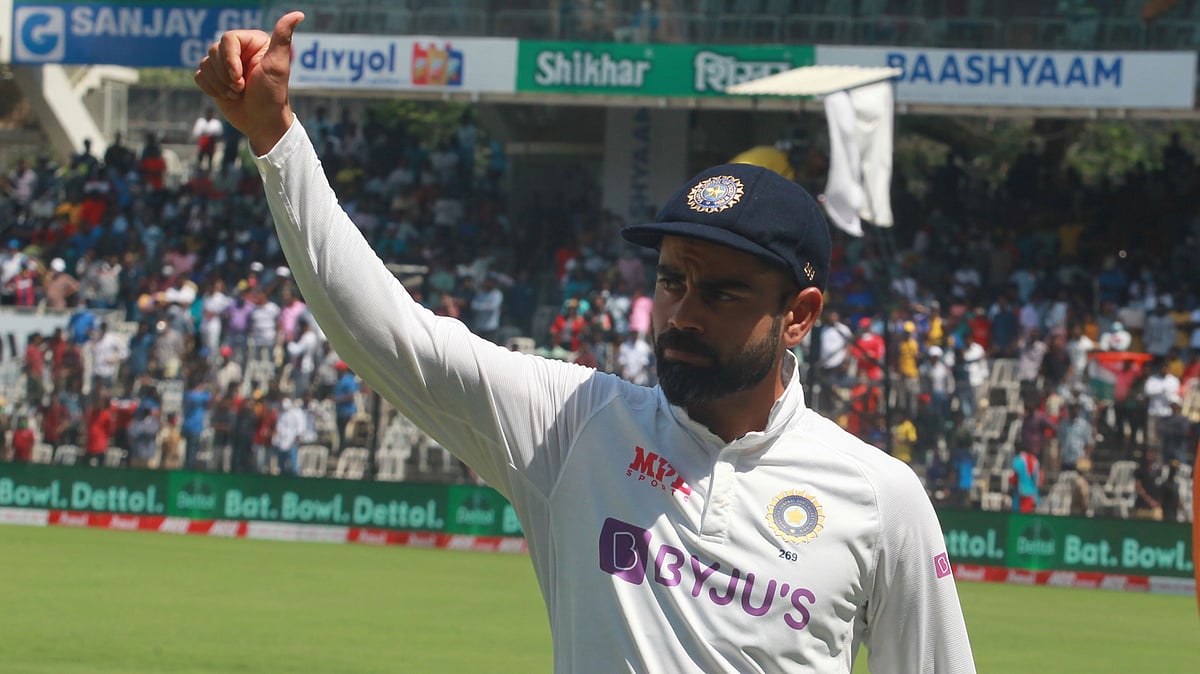 Virat Kohli acknowledges the crowd at the MA Chidambaram Stadium after the win against England.&nbsp;