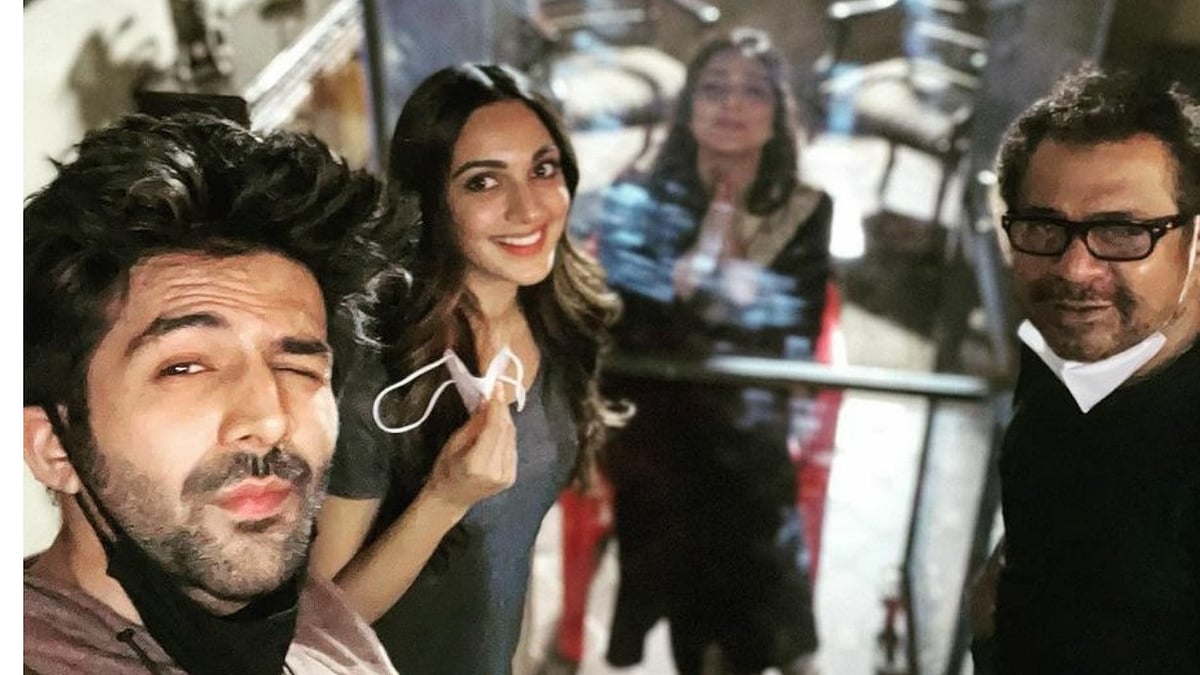 Kartik, Kiara, Tabu, and Anees on the sets of 'Bhool Bhulaiyaa 2'