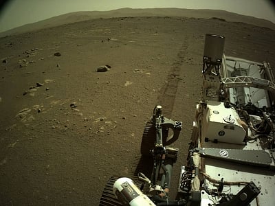 NASA rover captures sounds of driving on Mars.