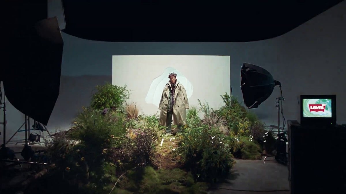 <div class="paragraphs"><p>Actor Jaden Smith is on a mission to combat the global water crisis.</p></div>