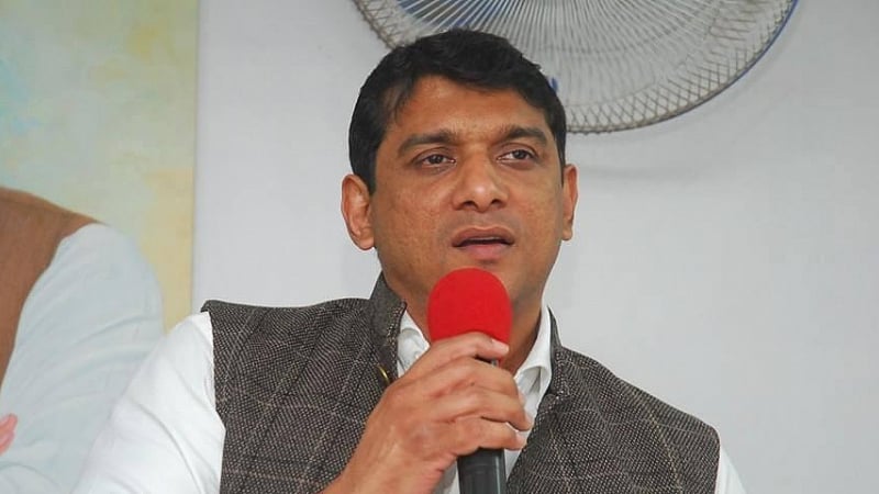 <div class="paragraphs"><p>Maharashtra textile minister Aslam Shaikh.</p></div>
