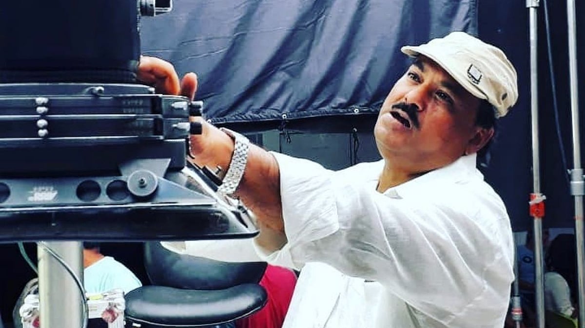 <div class="paragraphs"><p>Cinematographer Johny Lal</p></div>