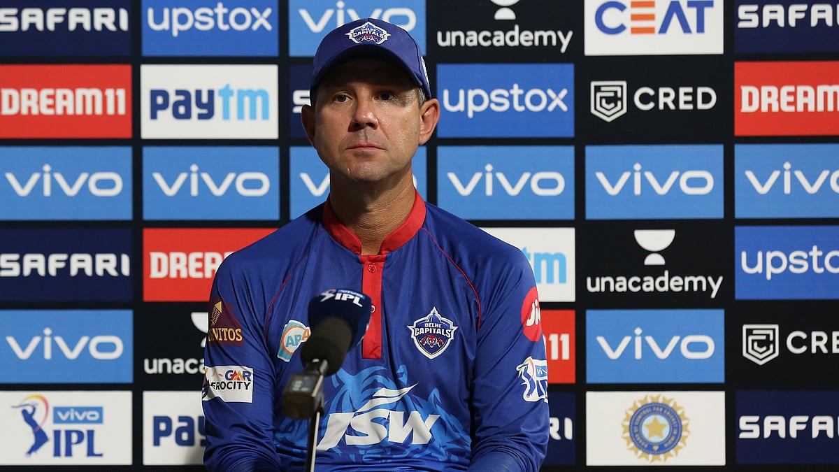 <div class="paragraphs"><p>Ricky Ponting addresses a press conference </p></div>