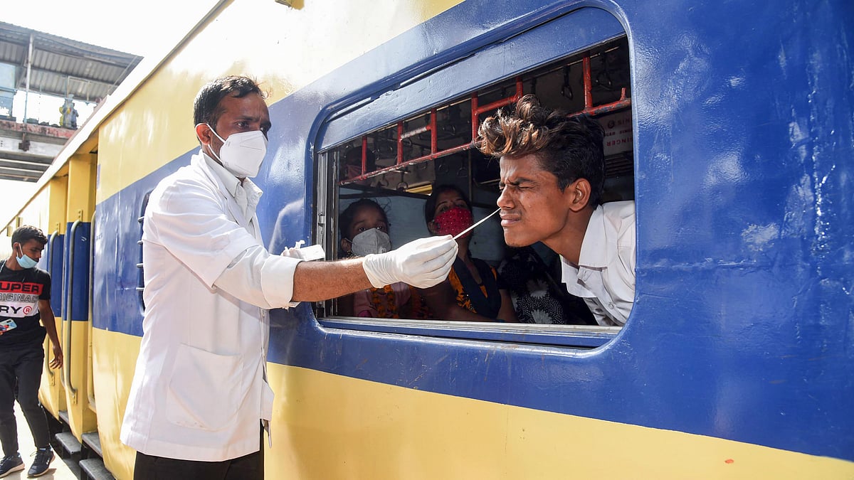 <div class="paragraphs"><p>India on Tuesday, 12 October reported 14,313 new COVID-19 cases, taking the country's total case tally to 3,39,85,920. According to the data put out by Union Health Ministry, the figure is the lowest in past 224 days.</p></div>