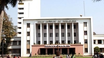 Twitter users call out professor Seema Singh for being casteist against her students in a preparatory course in IIT Kharagpur. 