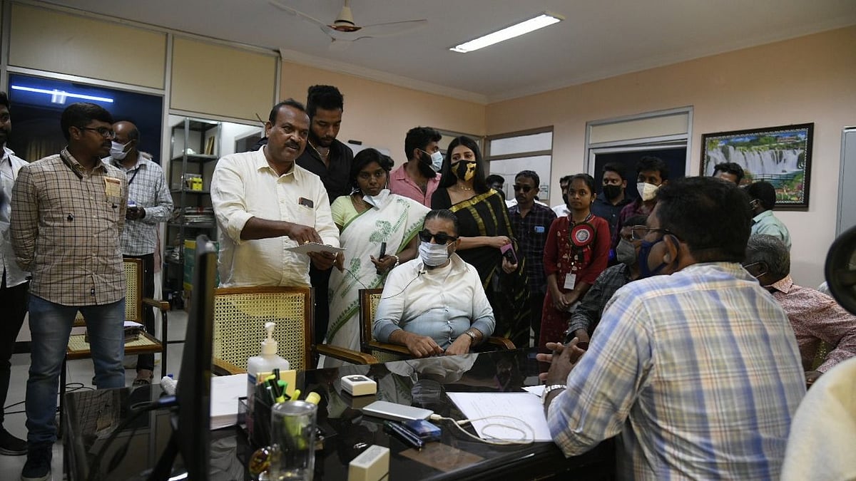 Actor-politician Kamal Haasan alleged that the BJP has been handing out cash in exchange for votes.