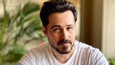 <div class="paragraphs"><p>Emraan Hashmi speaks about Mukesh and Mahesh Bhatt's professional separation.&nbsp;</p></div>