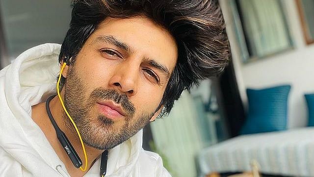 <div class="paragraphs"><p>Actor Kartik Aaryan starred alongside Katrina Kaif in 'Freddie', before his exit</p></div>