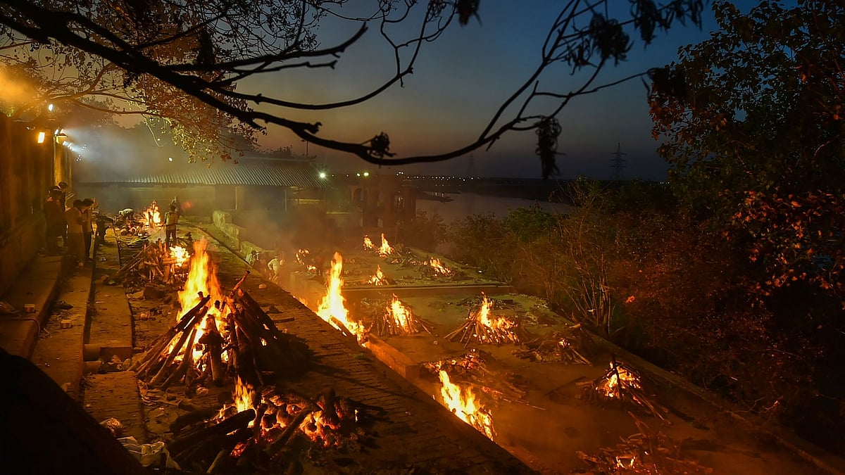 COVID-19 victims being cremated. Image used for representational purposes.&nbsp;
