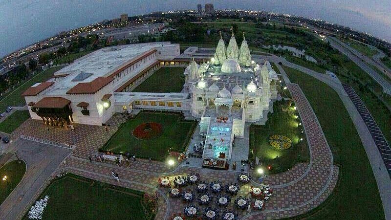 The Hindu temple in Robinsville, New Jersey is touted to be the largest Hindu temple in the USA.
