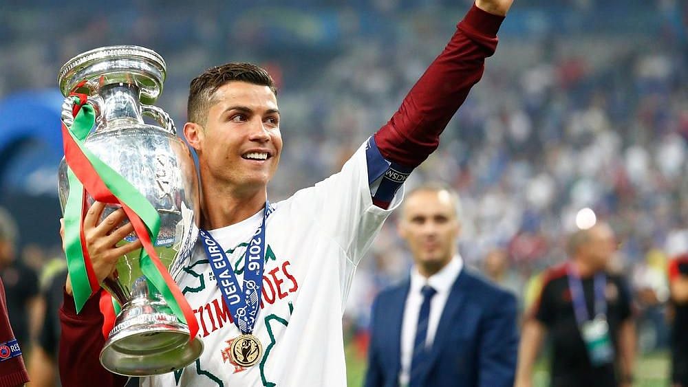 Cristiano Ronaldo celebrates winning Euro 2016 