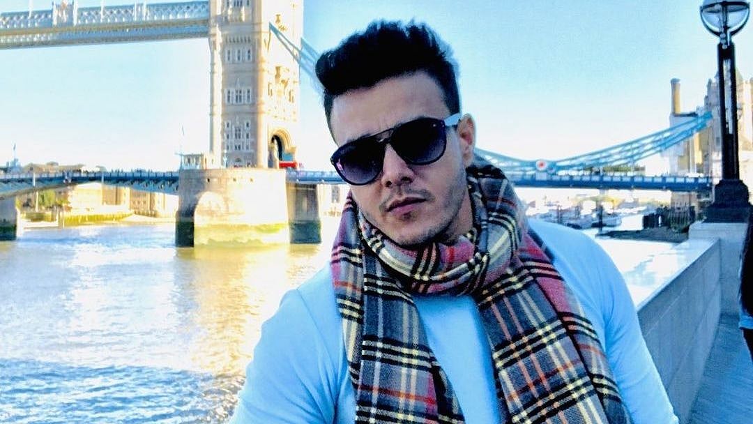 <div class="paragraphs"><p>Actor Aniruddh Dave</p></div>