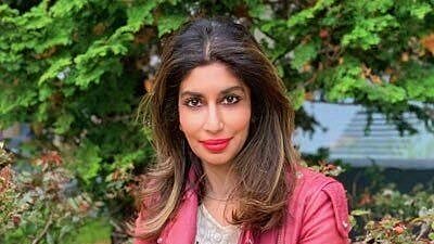 Dr Aruna Khilanani.