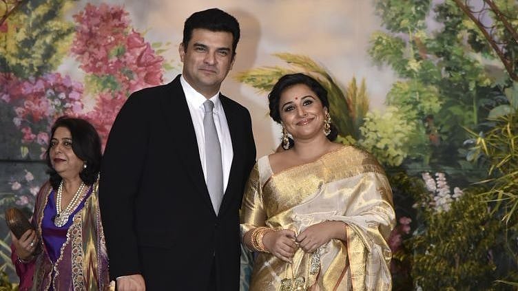 <div class="paragraphs"><p>Siddharth Roy Kapur and Vidya Balan attending a wedding.</p></div>