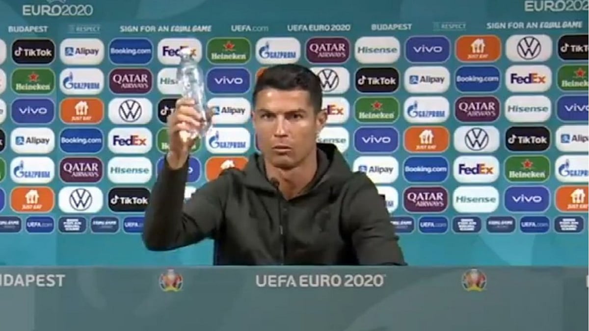 <div class="paragraphs"><p>Ronaldo Replacing Coca Cola With Water at Euro 2020 Sparks Meme Fest on Twitter</p></div>