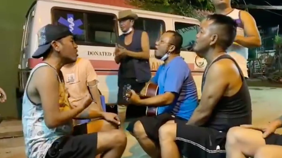 <div class="paragraphs"><p>Mizoram ambulance drivers enjoy a jam session while taking a break from night duty.</p></div>