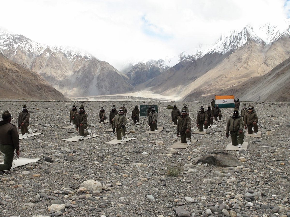 Indo-Tibetan Border Police (ITBP) personnel performed Yoga on different altitudes ranging from 13,000 feet to 18,000 feet.