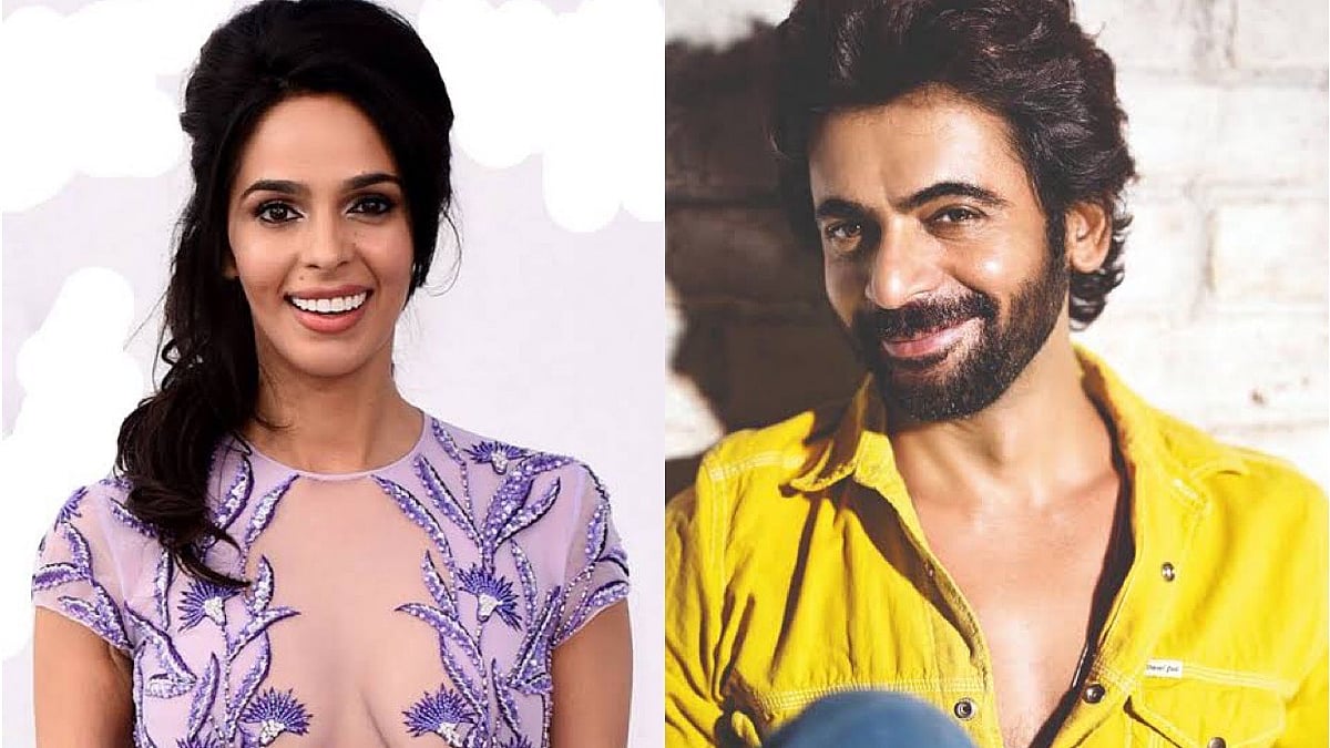 <div class="paragraphs"><p>Mallika Sherawat and Sunil Grover </p></div>