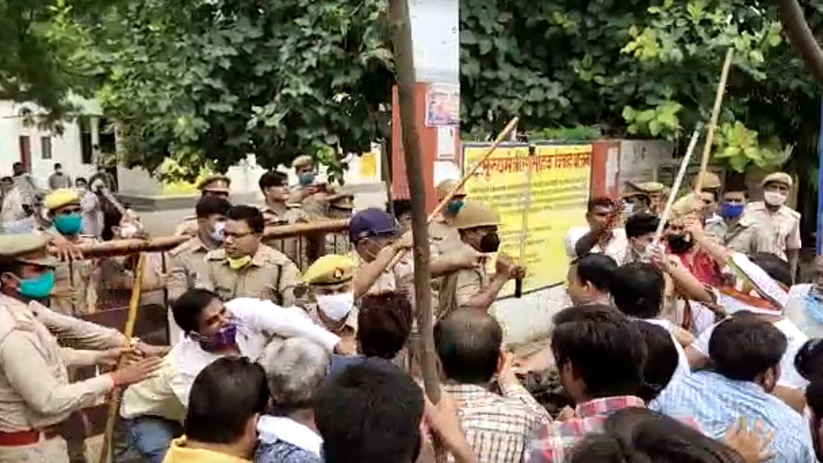 <div class="paragraphs"><p>Widespread violence on voting day for Uttar Pradesh Block polls.</p></div>