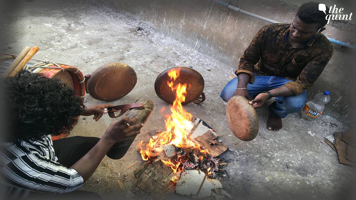 <div class="paragraphs"><p>Deepan and Rajan are parai artists by passion and profession but due to the coronavirus pandemic, they are working as COVID volunteers.</p></div>