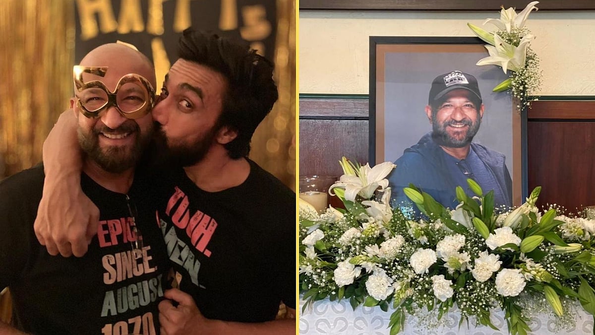 <div class="paragraphs"><p>Ashish Chowdhry pens a note for Raj Kaushal after his prayer meet.</p></div>
