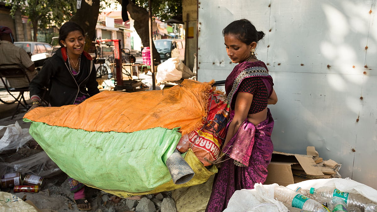 <div class="paragraphs"><p>Sanitation workers of Bengaluru doing their work. </p></div>