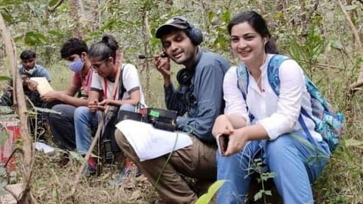 <div class="paragraphs"><p>Director Amit Masurkar and writer Aastha Tiku on the sets of Sherni</p></div>