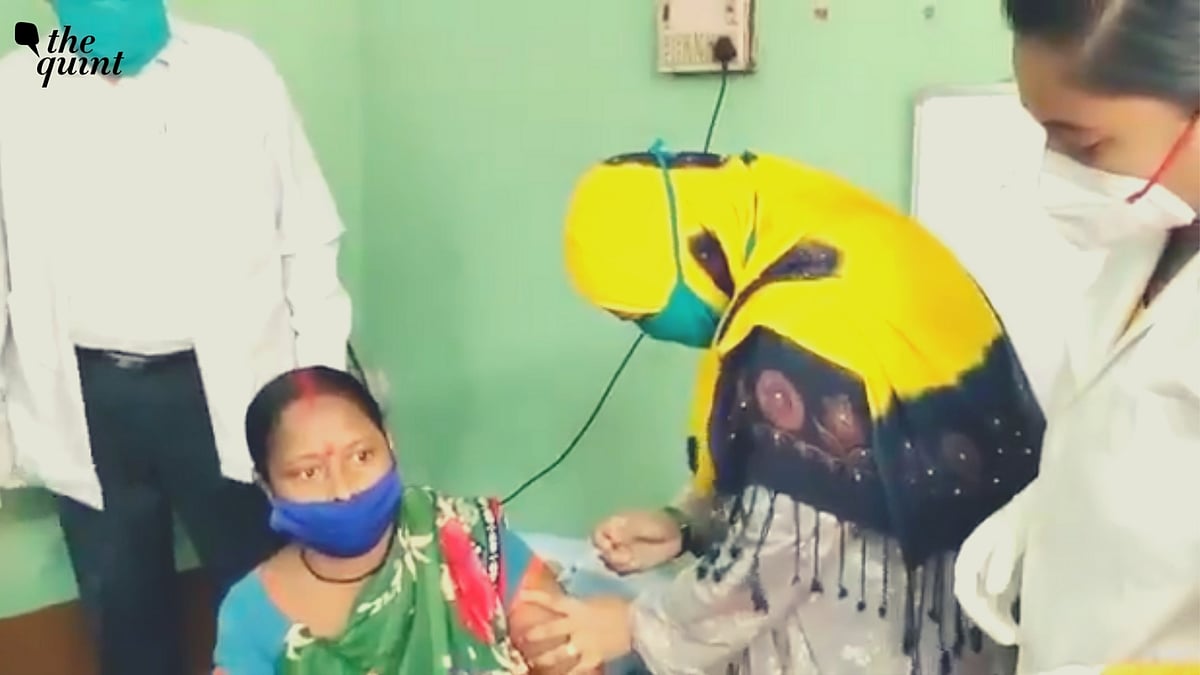 <div class="paragraphs"><p>BJP leaders slammed the Trinamool councillor Tabassum Ara, for vaccinating a person, with no prior medical experience.</p></div>