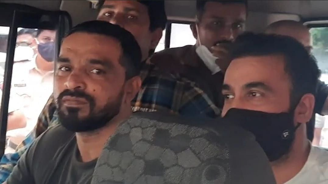 <div class="paragraphs"><p>Businessman Raj Kundra sent to police custody</p></div>