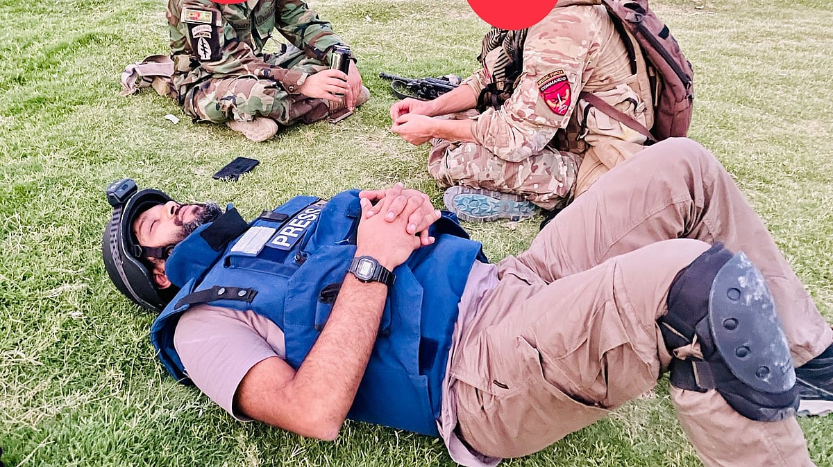 <div class="paragraphs"><p>"Got a 15 minute break during almost 15 hours of back to back missions," Reuters photojournalist Danish Siddiqui wrote in what was to be one of his last tweets.</p></div>