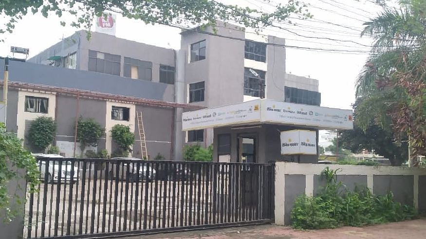 <div class="paragraphs"><p>Raids are being conducted by the Income Tax Department at various locations of the Dainik Bhaskar Group, officials told PTI on Thursday, 22 July.</p><p><br></p></div>