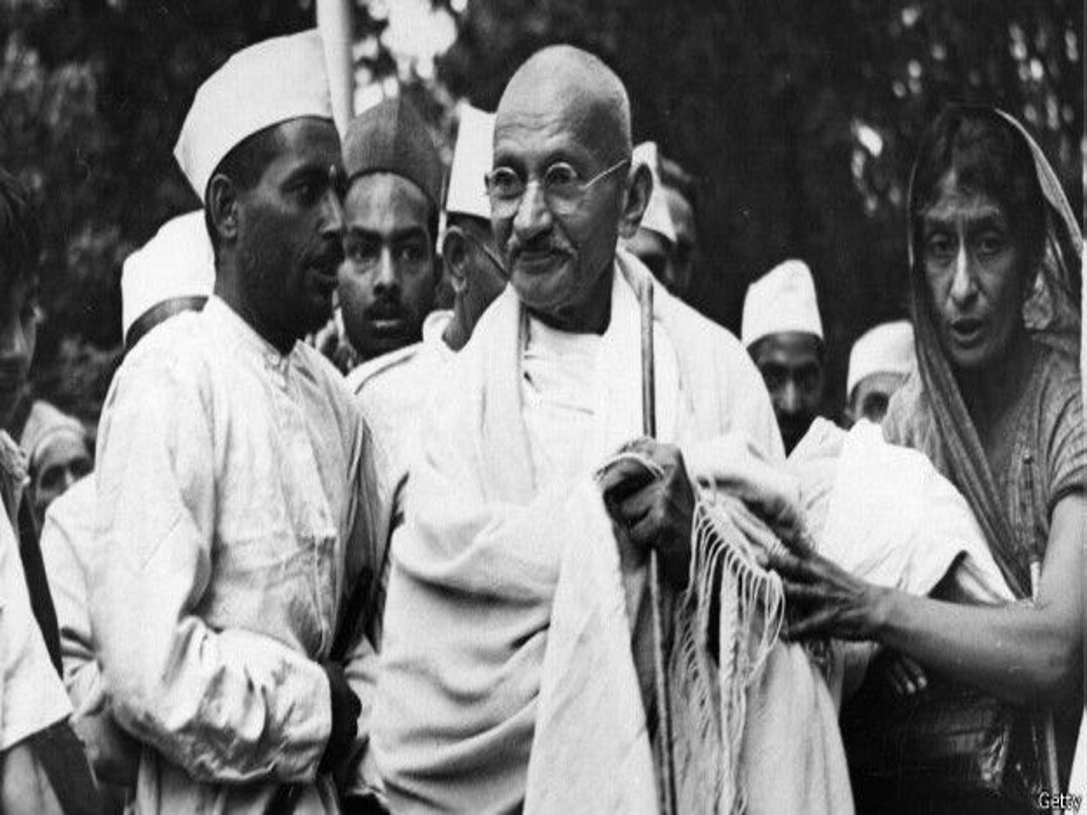 <div class="paragraphs"><p>Here are some Quotes and Images on Quit India Movement</p></div>