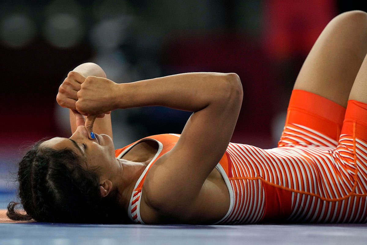 <div class="paragraphs"><p>Vinesh Phogat forfeited her second round bout. </p></div>