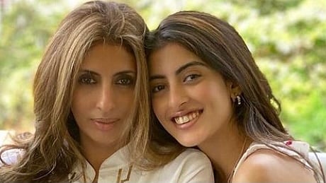 <div class="paragraphs"><p>Navya Naveli Nanda with her mother Shweta Bachchan.</p></div>