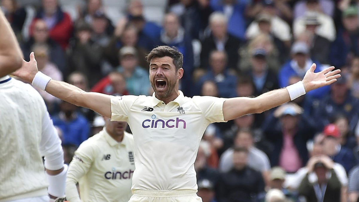 <div class="paragraphs"><p>James Anderson spoke about his captain's decision during the second Test.</p></div>