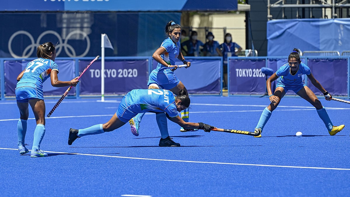 <div class="paragraphs"><p>Gurjit Kaur scores for India.</p></div>