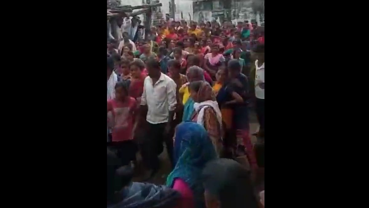 <div class="paragraphs"><p>7 Dalits thrashed over suspicion of practising ‘black magic’ in Maharashtra.</p></div>