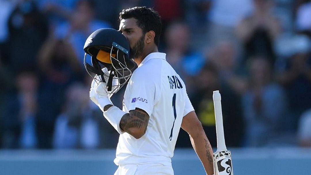 <div class="paragraphs"><p>KL Rahul celebrates his century at Lord's.</p></div>