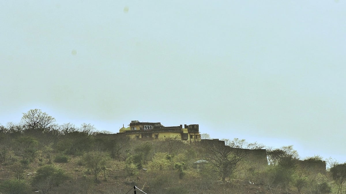 <div class="paragraphs"><p>The first signs of conflict regarding the Amagarh fort emerged in June 2021 when a saffron flag was hoisted on the fort and a few idols were allegedly vandalised.</p></div>