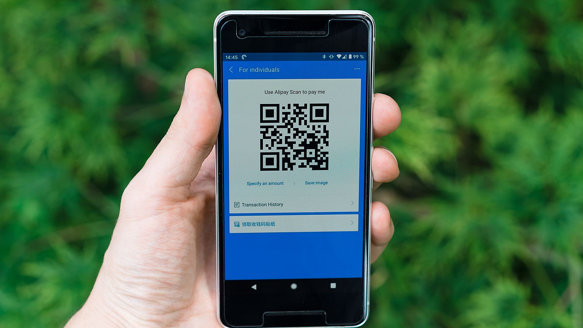 <div class="paragraphs"><p>The use of QR code in restaurants and bars have became popular because of the Covid-19 safety guidance.</p></div>