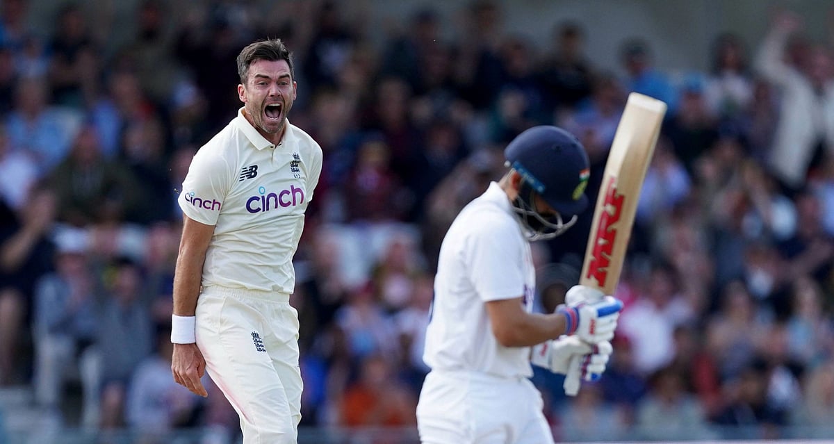 <div class="paragraphs"><p>James Anderson celebrates the wicket of Virat Kohli.</p></div>