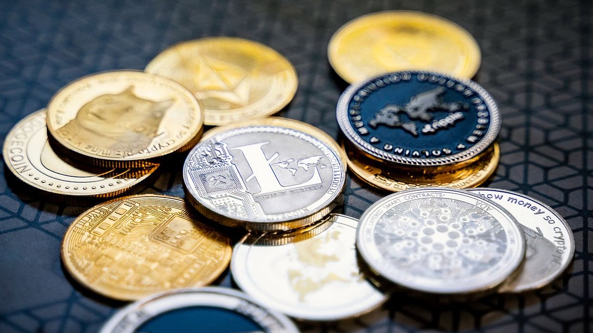 <div class="paragraphs"><p>Altcoins</p></div>