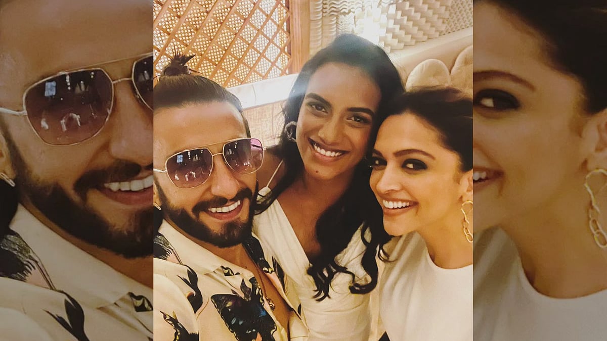 <div class="paragraphs"><p>Deepika Padukone, Ranveer Singh with PV Sindhu.</p></div>