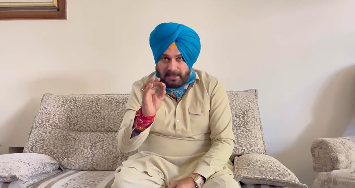 <div class="paragraphs"><p>Navjot Singh Sidhu</p></div>