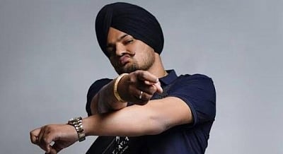 <div class="paragraphs"><p>Punjabi singer <a href="https://www.thequint.com/news/india/punjabi-singing-sensation-sidhu-moose-wala-shot-dead-who-was-he-profile">Sidhu Moose Wala</a>, who was shot dead in a village in Punjab's Mansa district on Sunday.</p></div>