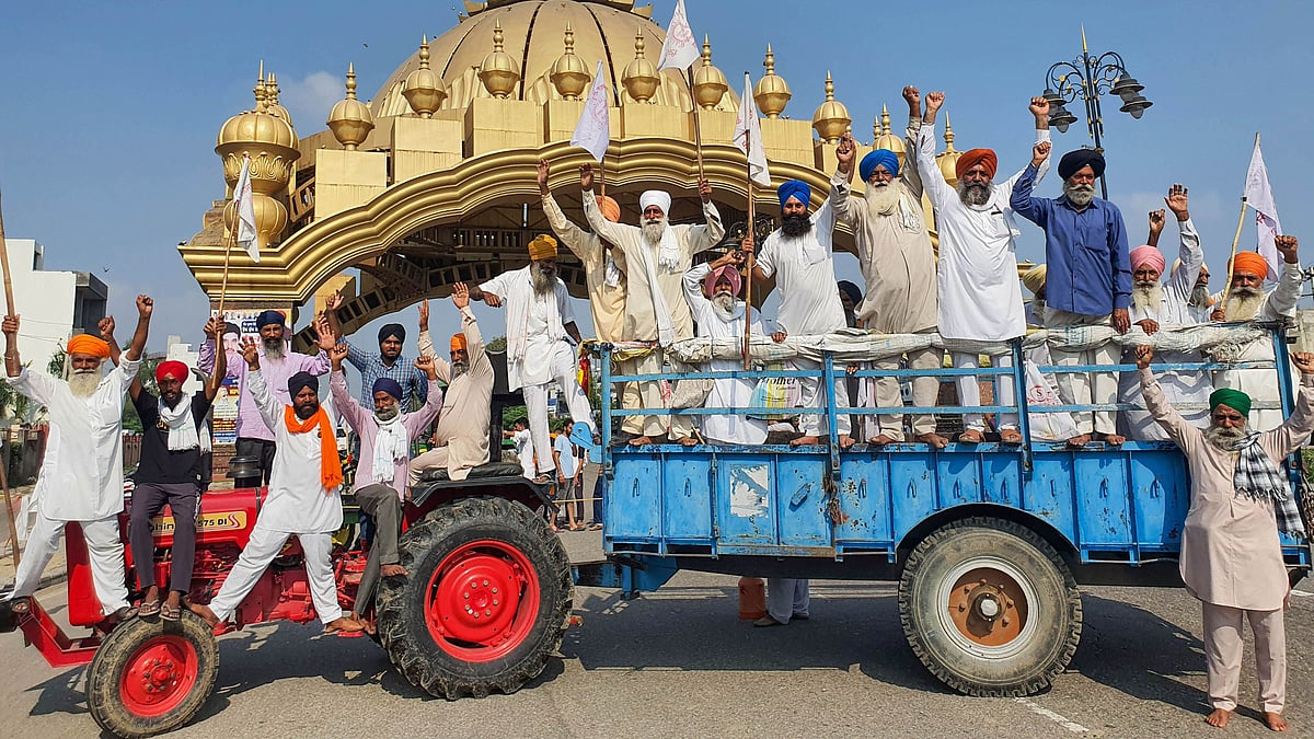 <div class="paragraphs"><p>Farmers of various organisations protest in Amritsar on Monday.</p></div>
