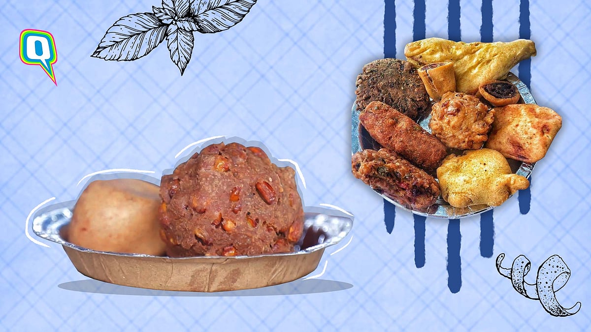 <div class="paragraphs"><p>Iconic street food stall on a bustling junction serving yummy pakodas.</p></div>