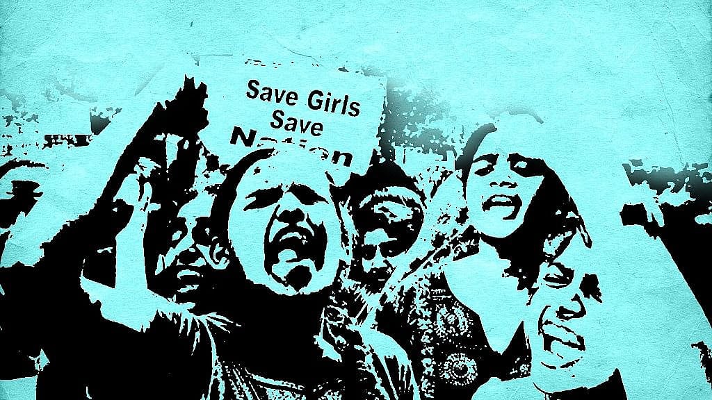 <div class="paragraphs"><p>A 20-year-old woman was allegedly gangraped by robbers onboard a Mumbai-Lucknow train, the police said, on 9 October.</p></div>
