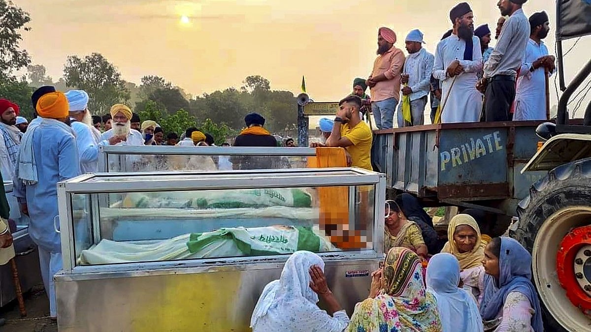 <div class="paragraphs"><p>Farmers with mortal remains of their family members who were killed in Sunday's violence in Lakhimpur Kheri.</p></div>